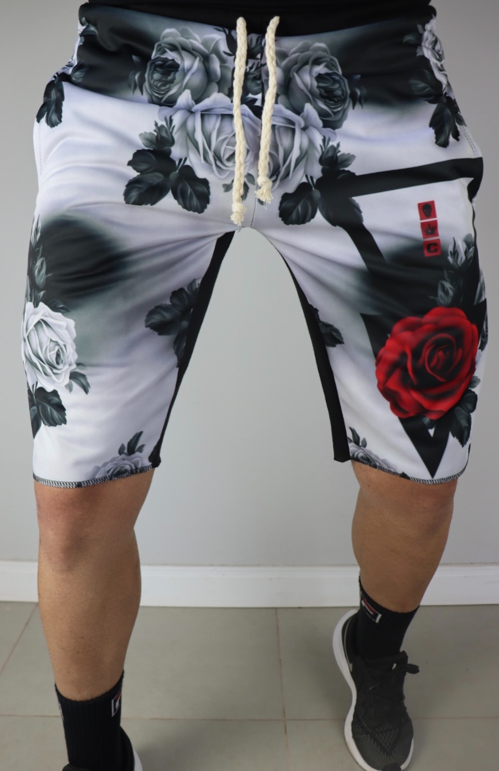 Bermuda Moletom Triangulo c Rosa