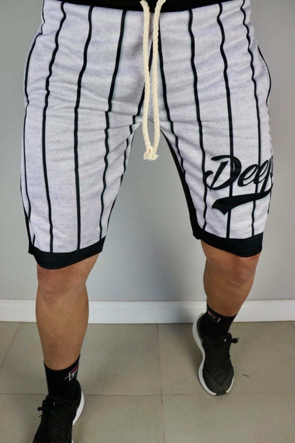 Bermuda Moletom Deep